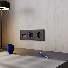 Розетка встраиваемая Voltum S70 с заземлением и защитными шторками, 16А, с USB, A+С, (черный матовый VLS040508 5