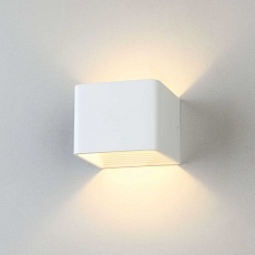 Настенный светодиодный светильник Elektrostandard Coneto Led белый MRL Led 1060 a040452