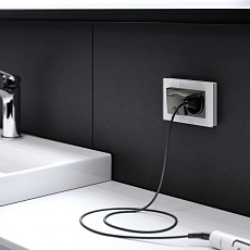 Розетка двойная влагозащищенная с заземлением с защитной крышкой и шторками Werkel черный W1172208 4690389178092 2