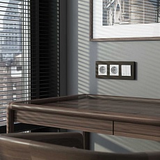 Розетка с заземлением и шторками Werkel белый W1171101 4690389155123 2