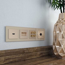 Рамка Werkel Favorit на 4 поста шампань W0041111 4690389159978 1